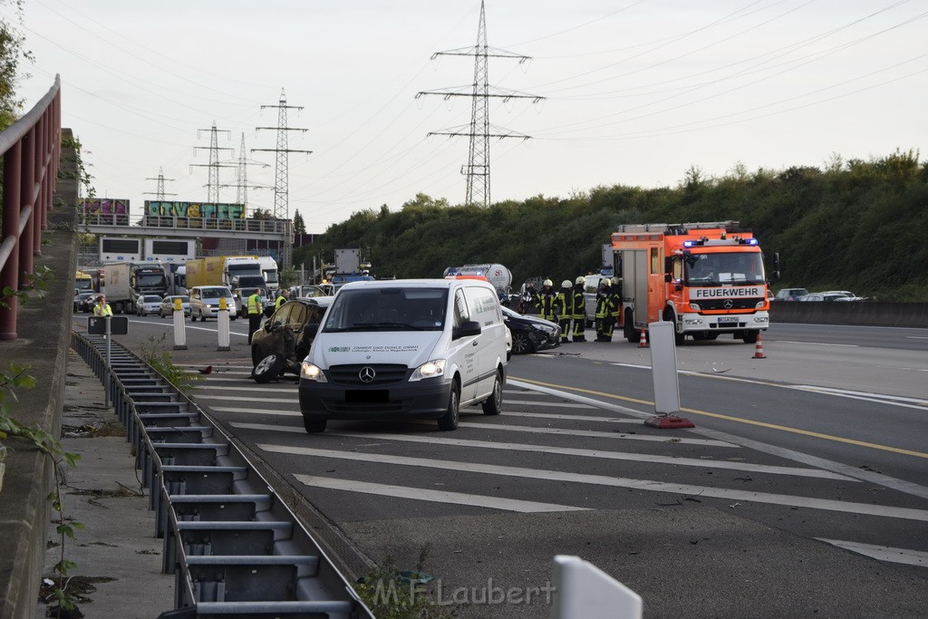 VU mehrere PKW A 3 Rich Oberhausen Hoehe AK Koeln Ost P059.JPG - Miklos Laubert